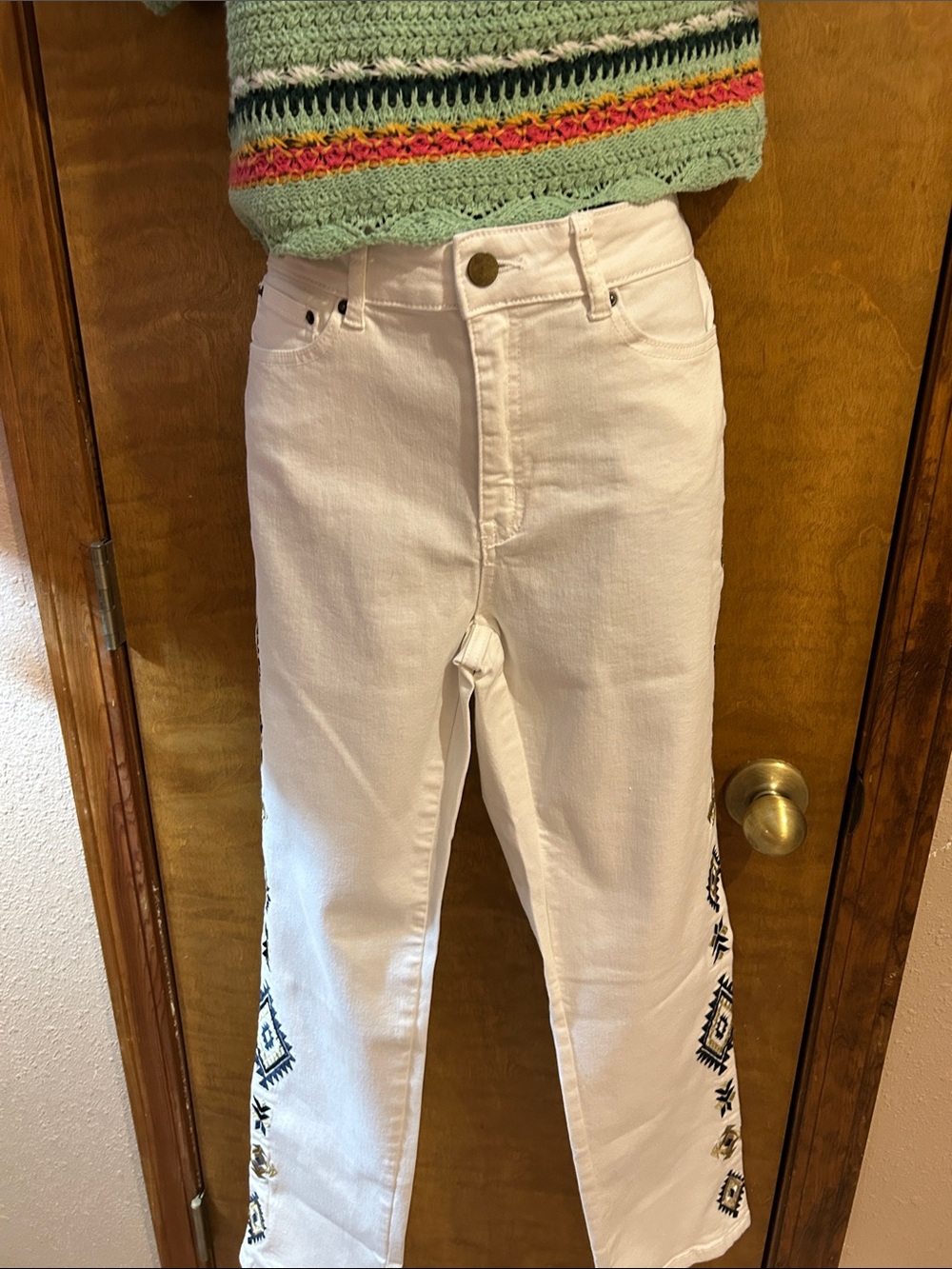 Source Unknown White Straight-Leg Jeans with Black & Gold Geometric Embroidery